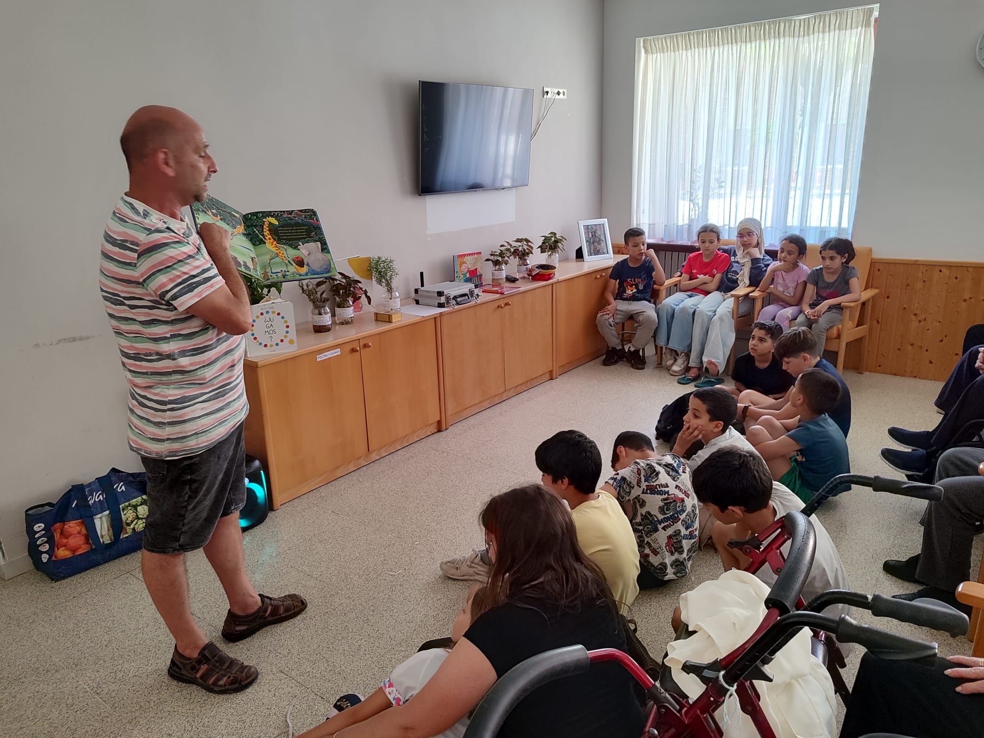 Una tarde para recordar: cuentos, rimas, magia y verano